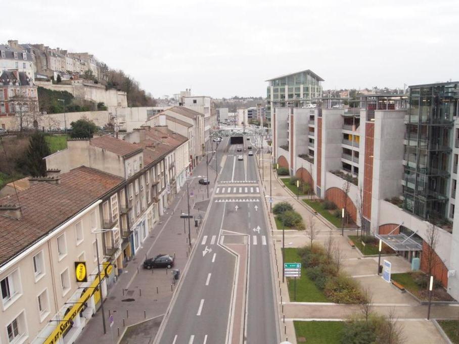 Hotel Le Memphis Poitiers Eksteriør bilde